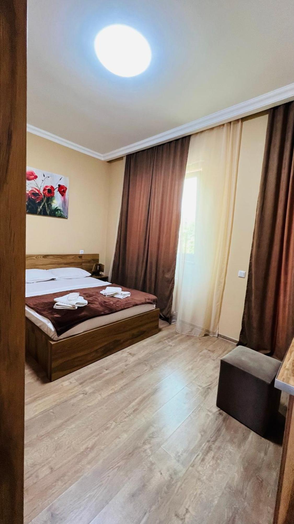 Palazzo Hotel Tbilisi Exterior photo
